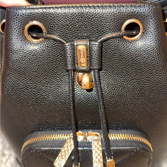 2022 Chanel Small Graine Quilted Business Affinity Backpack Black Light Gold CC - Picture 16 of 17